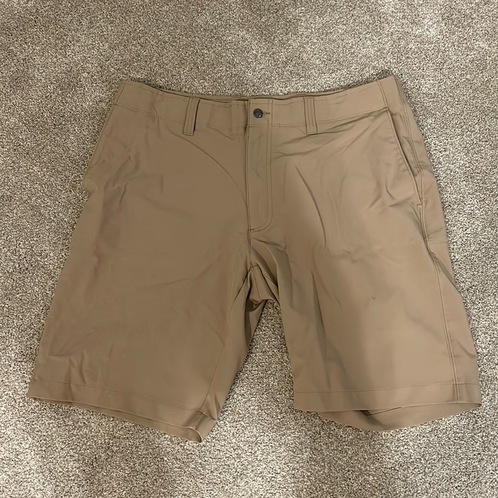 Golf shorts